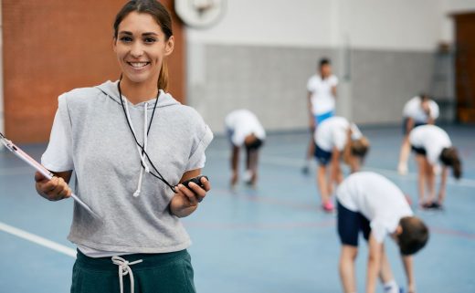 Entraineur Pendant Un échauffement